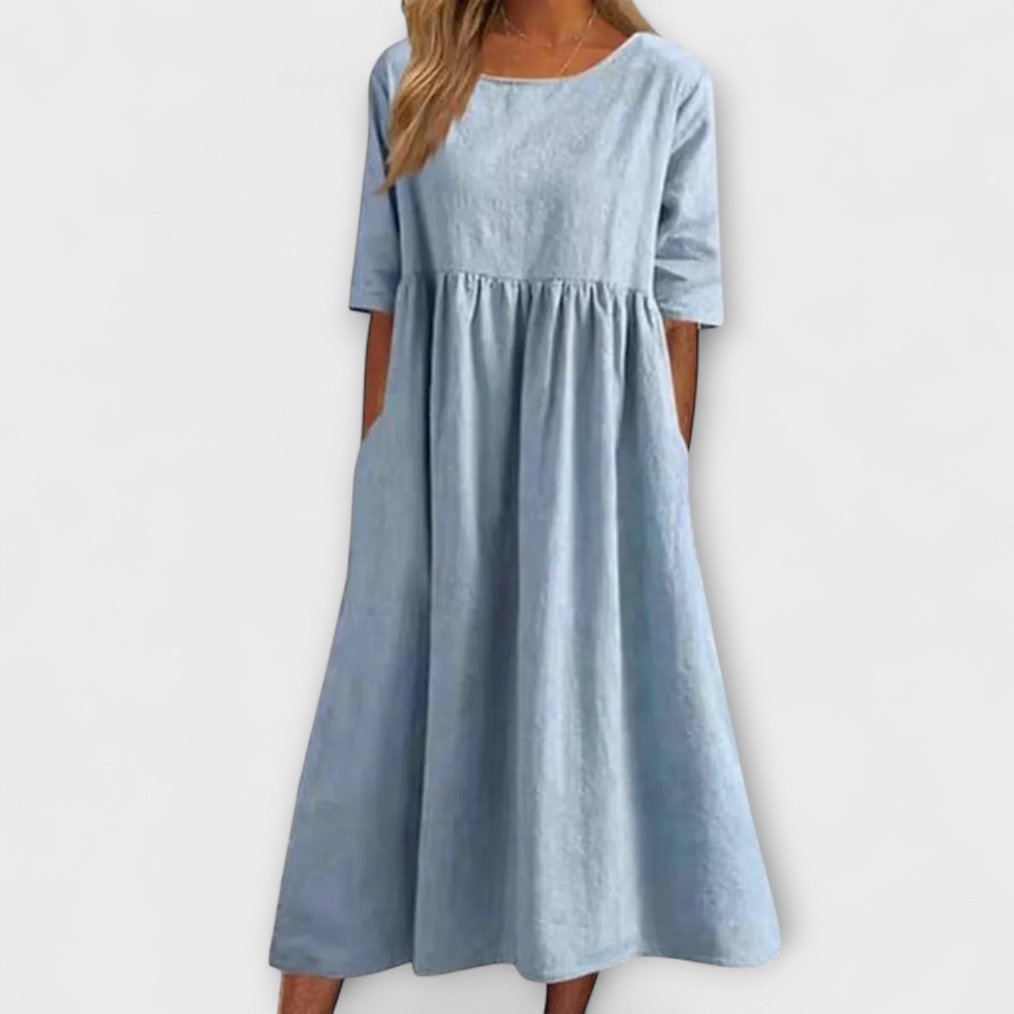 Modern chic blouse dress with a flattering design